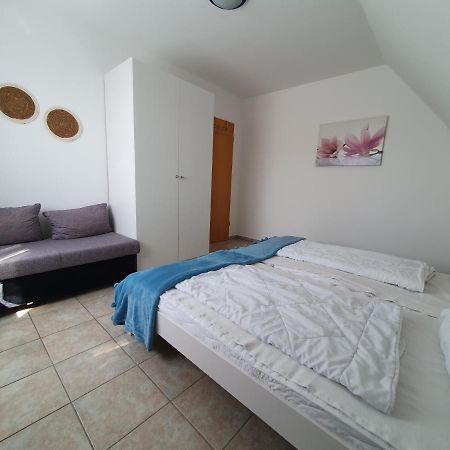 Ferienwohnung Luisa Im Haus Maarten Куксхафен Экстерьер фото